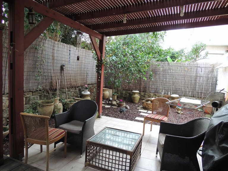 e5a044_25310ef207894399a778eaf13a8ae943