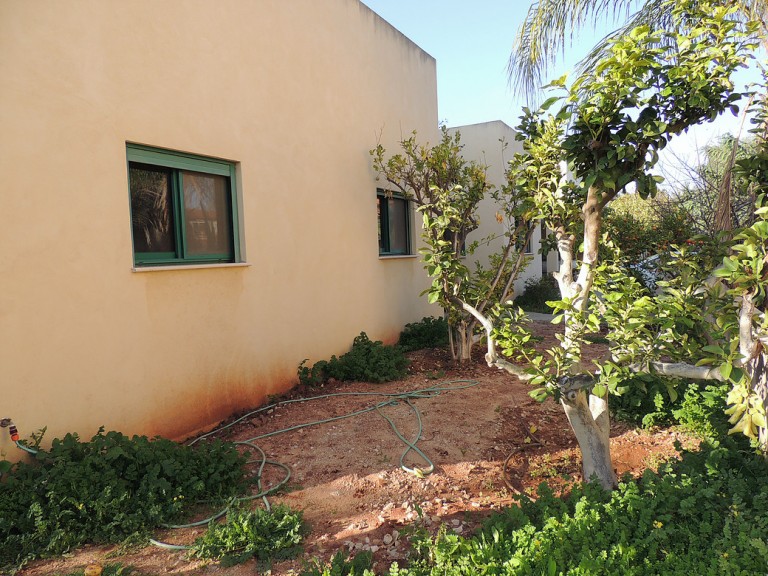 e5a044_5e8aff7dd6ce433d9370d0720bb00f49