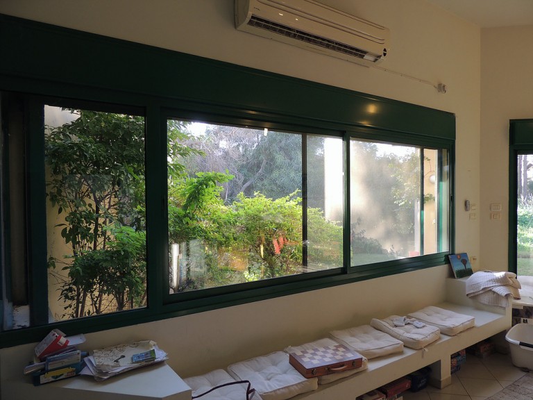 e5a044_642c2195e00c425da2d4c8b46e9c3db1