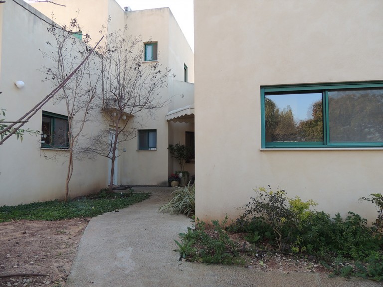 e5a044_9ee4e5e7ad5846699317707ce445a739