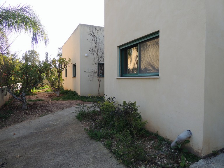 e5a044_bbc09753a62743a5b9f242e4b5358bd4