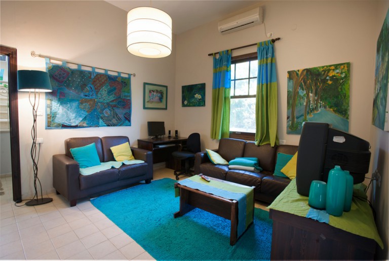 e5a044_d96a6ecf977f44deaac9a0e396f01fd0