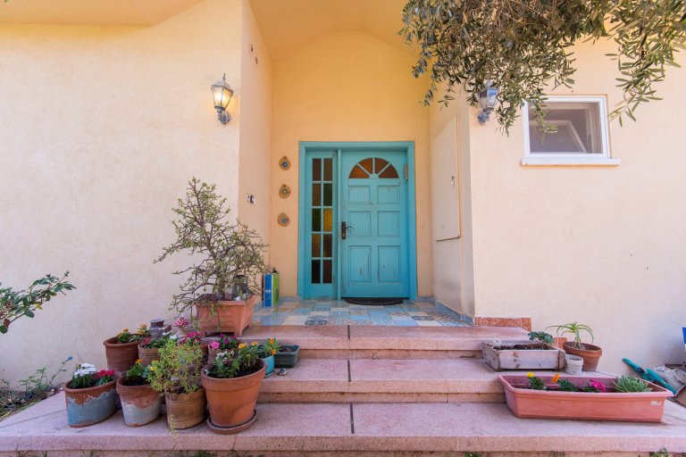 778417f5-5e9f-4e18-9c9f-8d9653a4996e