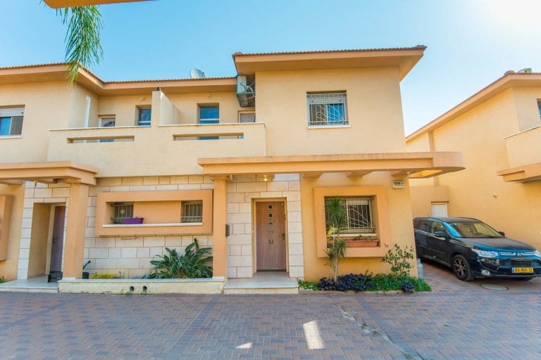 72672514-7ba7-492a-a991-61d11224fc6a