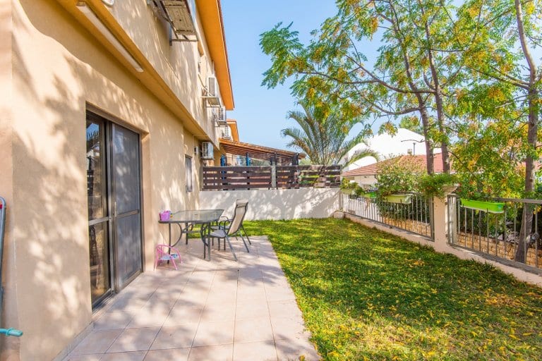 d2e82574-f95c-47c9-a3d8-2746f68de2a3