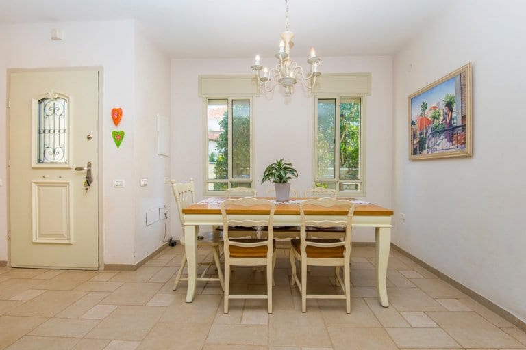 50dcf32d-59fe-4dac-9ad8-2834a988a258