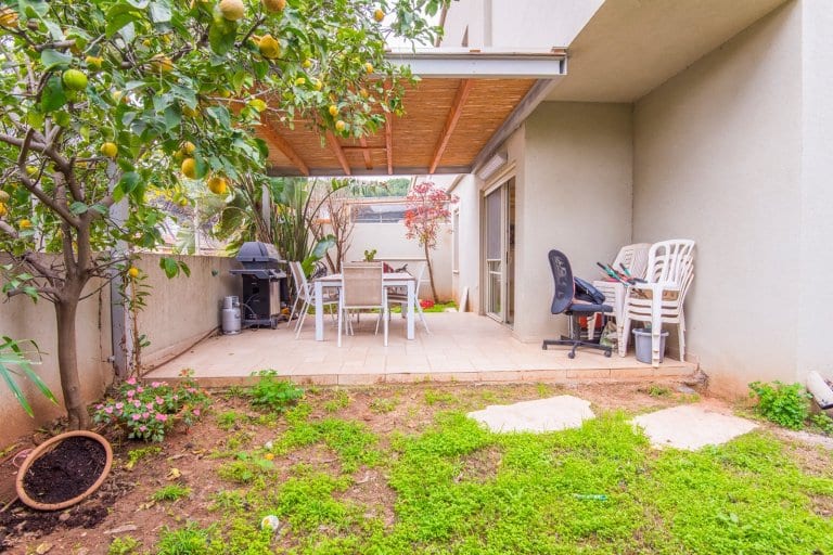 6bc9b813-5088-4303-b9c2-54e7f2be2f61