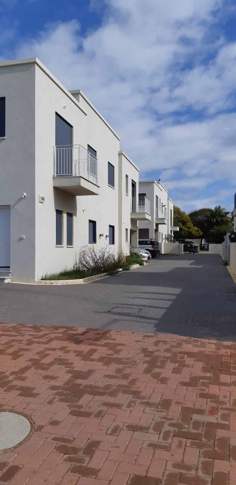 e18daada-2d83-44ea-a255-fcc4487d5ef9