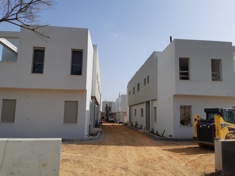 a147cb8f-77f4-44b6-99ee-40b35b63e76f