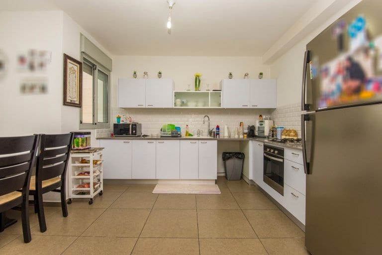 773b8d80-780f-4f11-8153-675c173d35c9