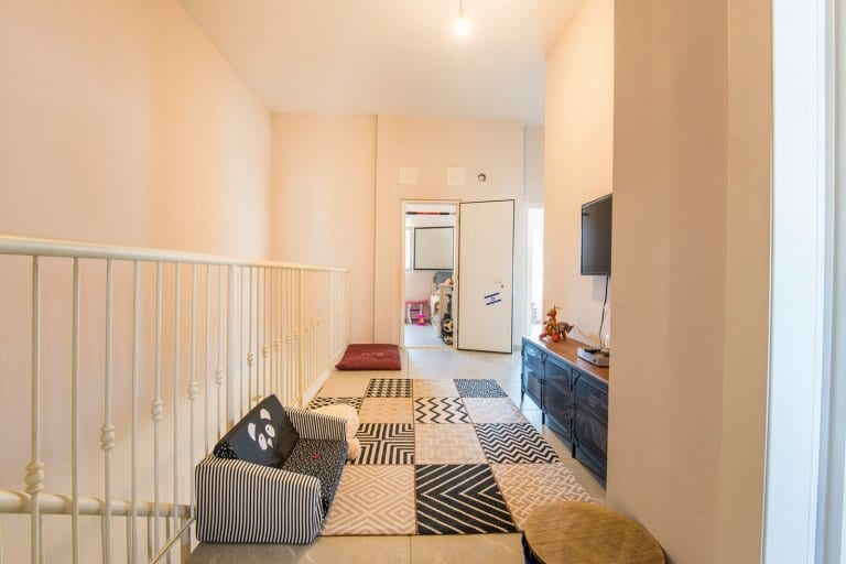 0770d3b0-77b7-4682-bc74-8265d8f0e372