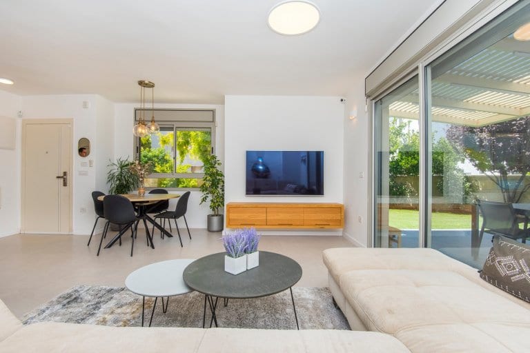 27a68831-ed1a-4912-84cd-02d9ec284df4