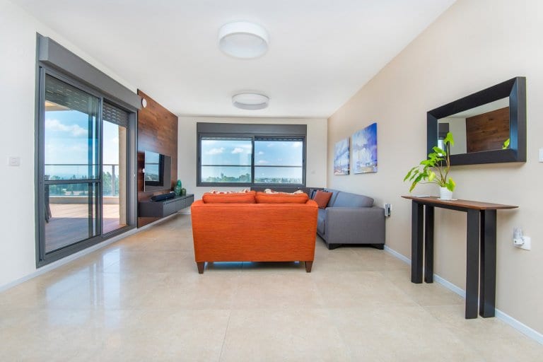 3d7fceb7-d0be-4ae3-8bcf-8c98a2a69768