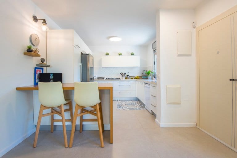 5072ba9c-1925-404a-832b-8b62e949b3a6