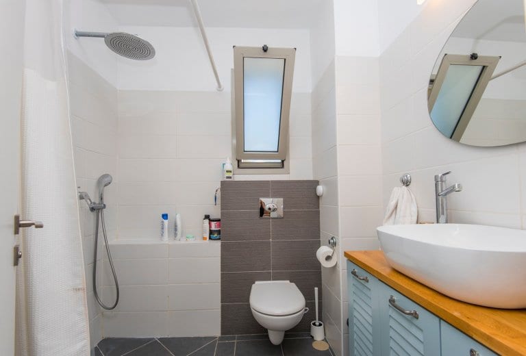 facbc8d9-6f67-42b1-a75e-25ca95d5e96f