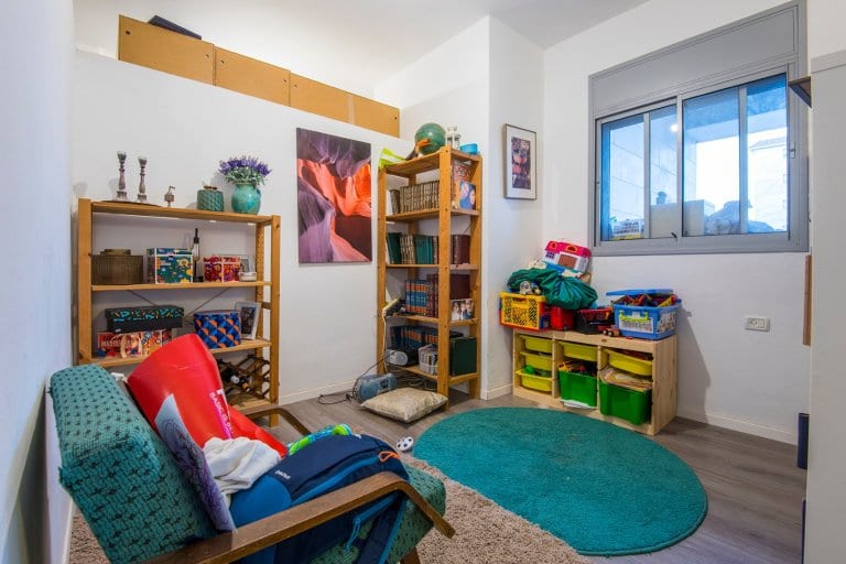 87e05b7d-8fbc-4255-9acd-208a83361df4