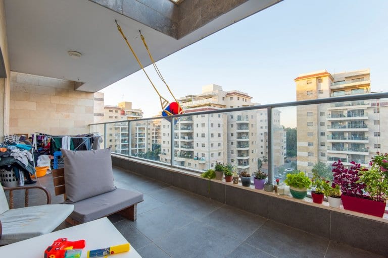 972c4ca8-dac2-46fa-9977-2964937cad0c