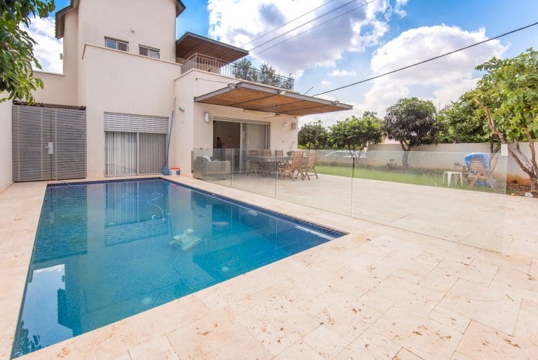 c20edb8f-b130-4441-a22d-b4d1ebafc90b