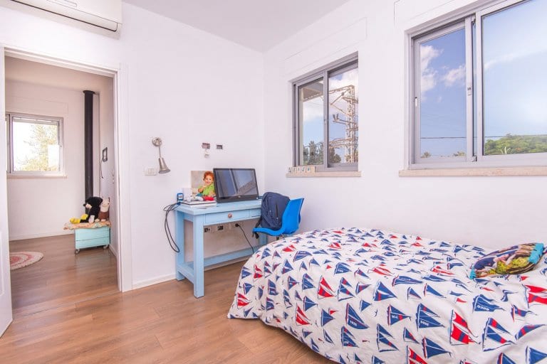 efdb4fe0-c5f0-4c12-bedb-387de81c2d43