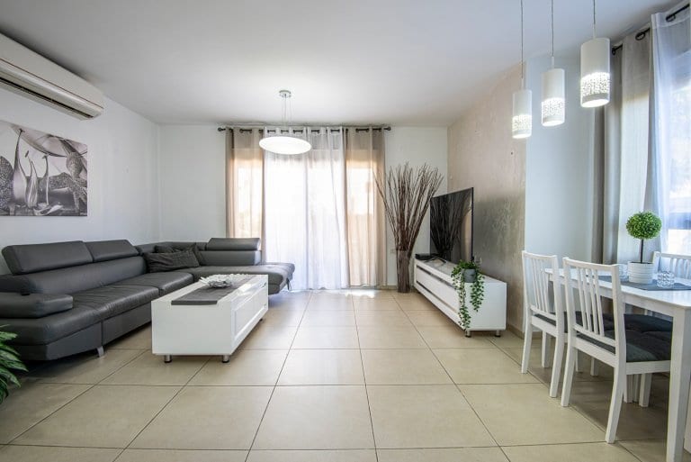 0f9080bf-6064-4481-b7b3-88083d1e6013