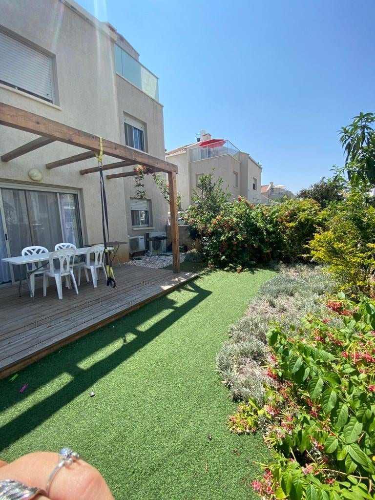 42e117e2-d34d-471c-bcd7-68b7e80cbd4d