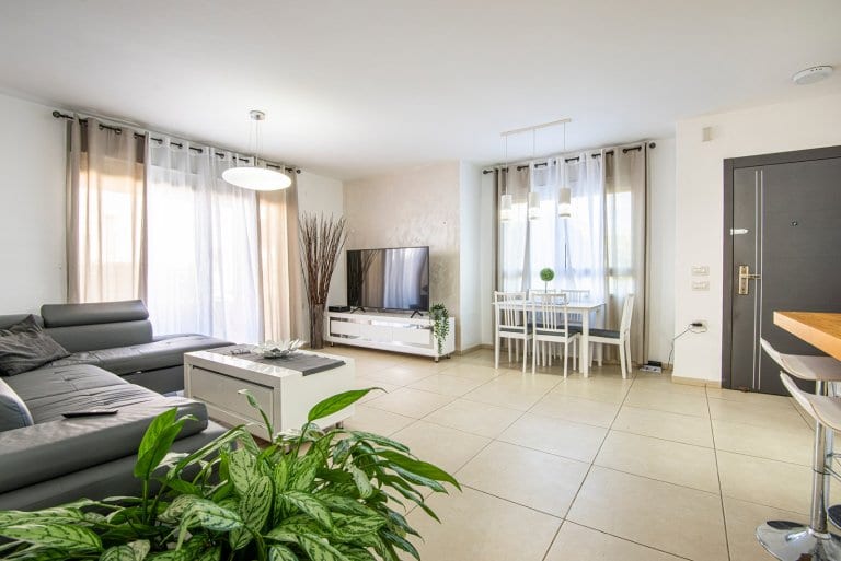 ac1054bc-669a-460f-ac9e-6d05c8c66d0e