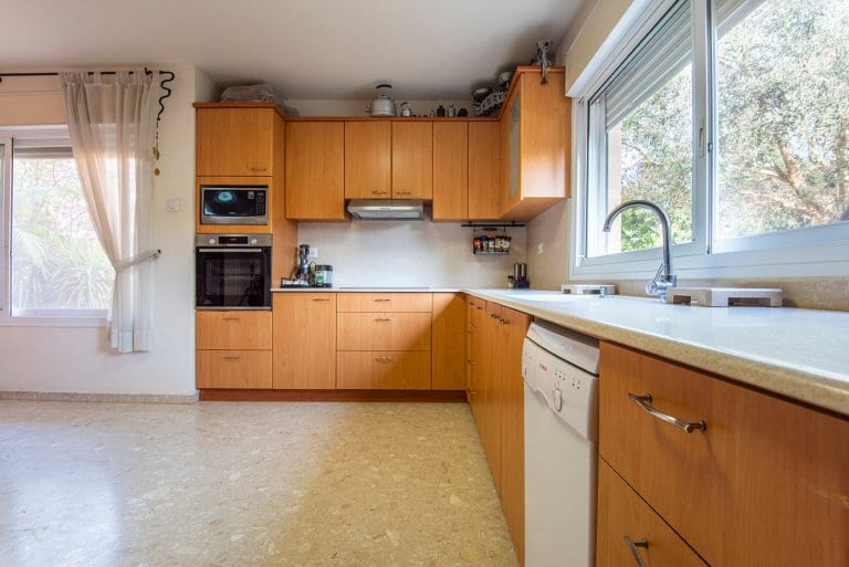 306c736c-08ab-48df-88dc-d62e978ba785