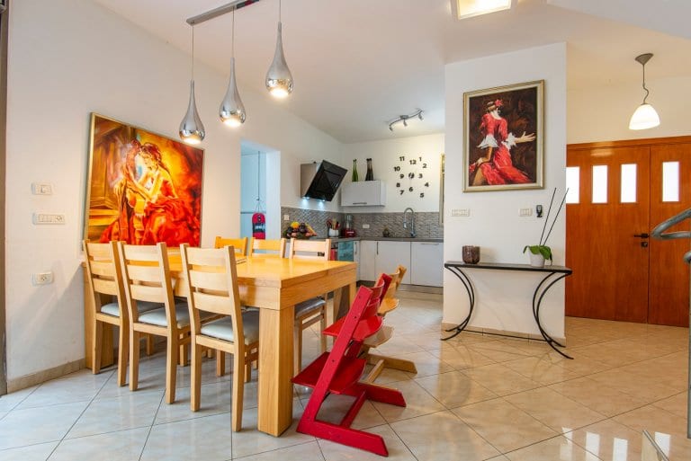 79f5c997-b87d-4fca-a04d-c2e5cefce026