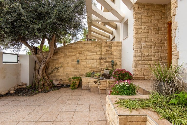 d0aea283-a8d4-4817-a984-cf8094e49af8