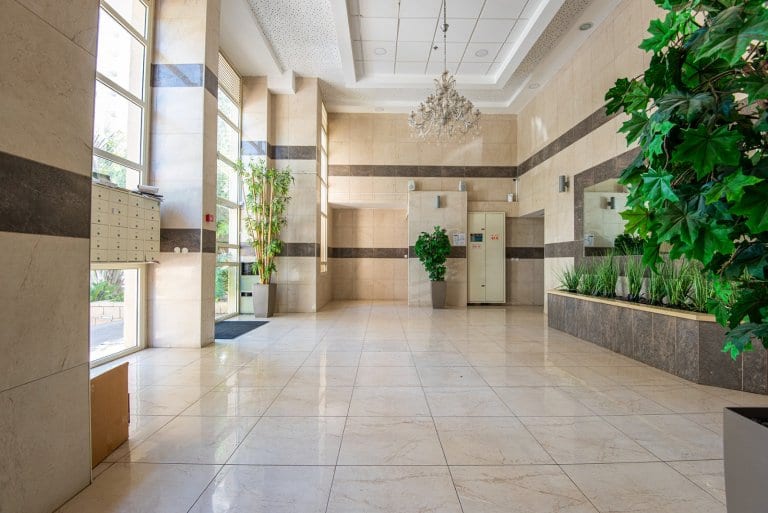 4e06be89-011d-4e53-bd7d-7bdad00dcdba