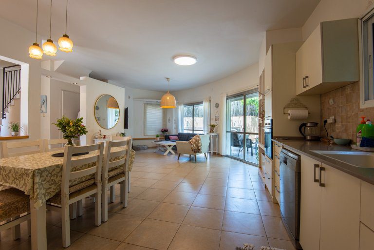 64acc999-3a81-484f-bbac-660cf858cab5