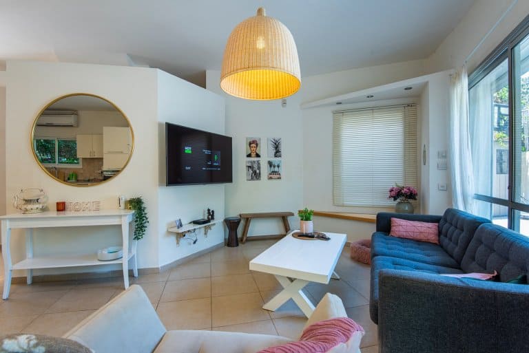 8f162688-af9a-42d8-b2b4-fd7705f8cba6