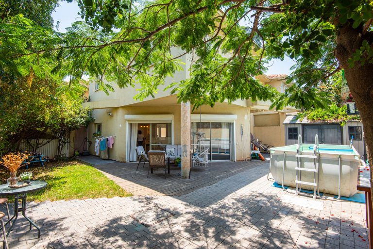 fb3aa69b-b3b6-4b9a-b36c-07d3fd4f54a7