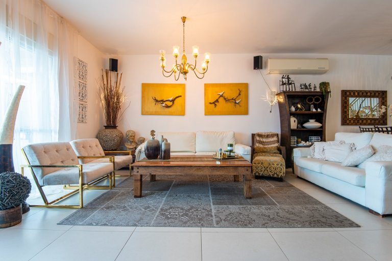 d3ad2fec-b879-45ad-9118-16b57b75f2ed