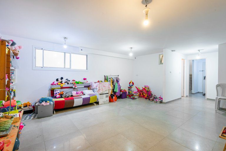 WhatsApp Image 2022-03-13 at 1.33.57 PM (6)