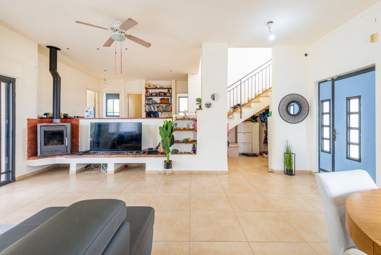 WhatsApp Image 2022-03-21 at 1.06.30 PM (14)