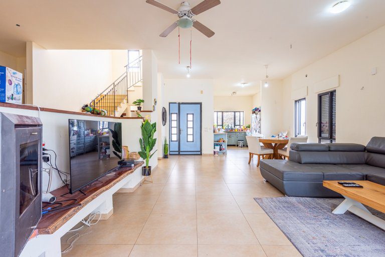 WhatsApp Image 2022-03-21 at 1.06.30 PM (8)