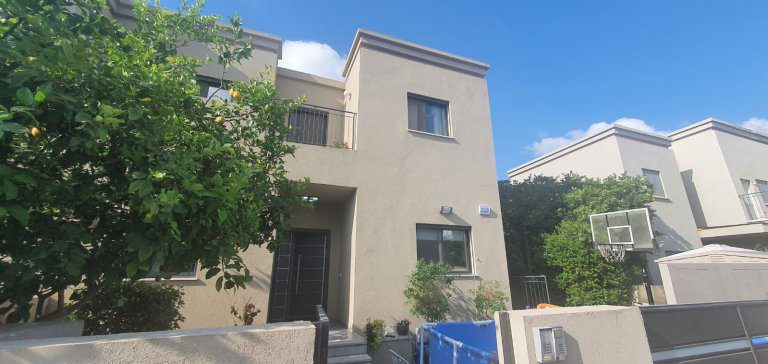 a9133a30-a4ca-47f5-820c-5c291225c3df