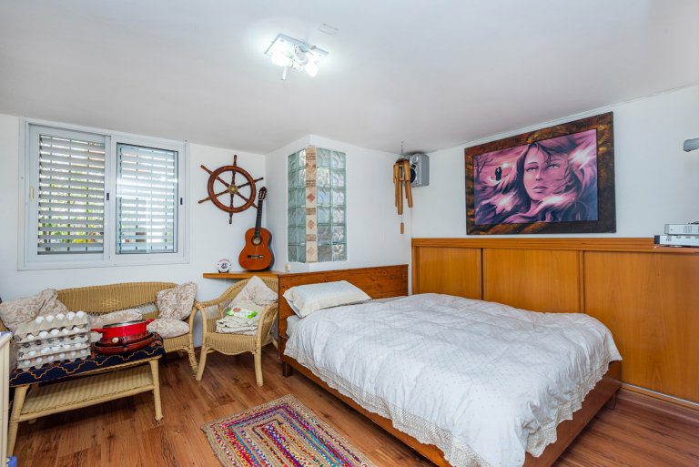 3f1eb9ec-b93f-44bd-aad2-95f0c65c19c6