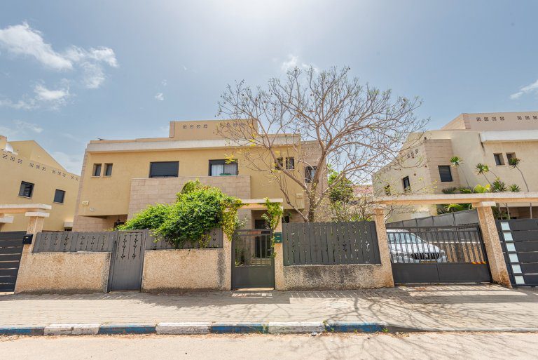 WhatsApp Image 2022-04-19 at 15.06.36 (1)