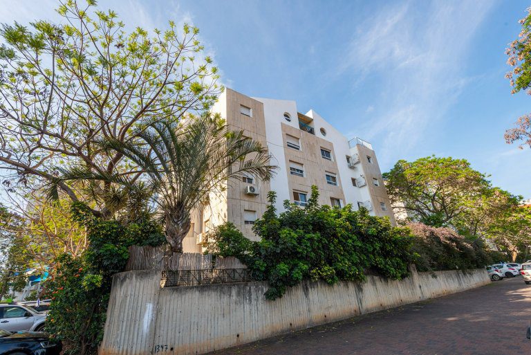 WhatsApp Image 2022-05-08 at 10.35.08 (1)