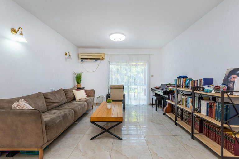 WhatsApp Image 2022-05-08 at 10.35.10 (3)