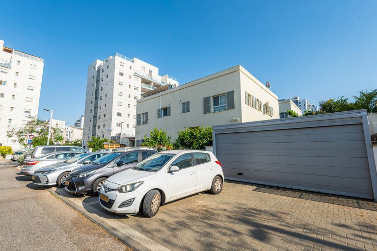 WhatsApp Image 2022-06-06 at 21.37.23