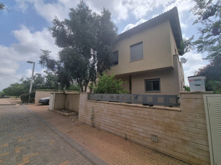 WhatsApp Image 2022-06-15 at 12.40.36 (1)