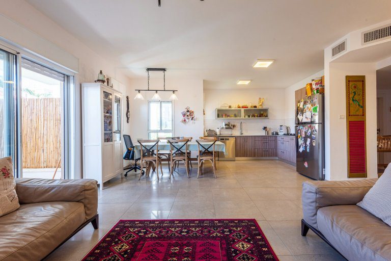 WhatsApp Image 2022-06-28 at 6.58.23 PM (1)