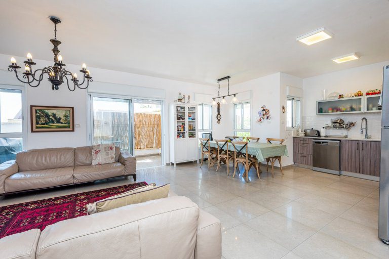 WhatsApp Image 2022-06-28 at 6.58.23 PM (4)