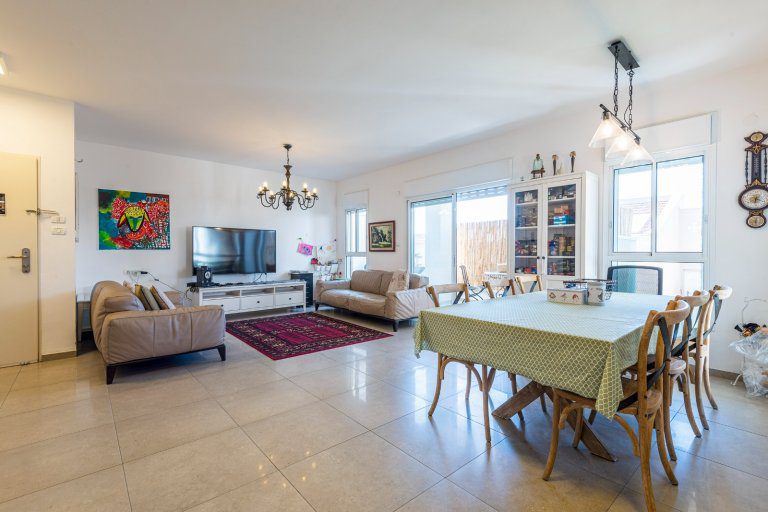 WhatsApp Image 2022-06-28 at 6.58.23 PM (5)